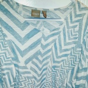 Teal Chevron pattern 3/4 sleeve top